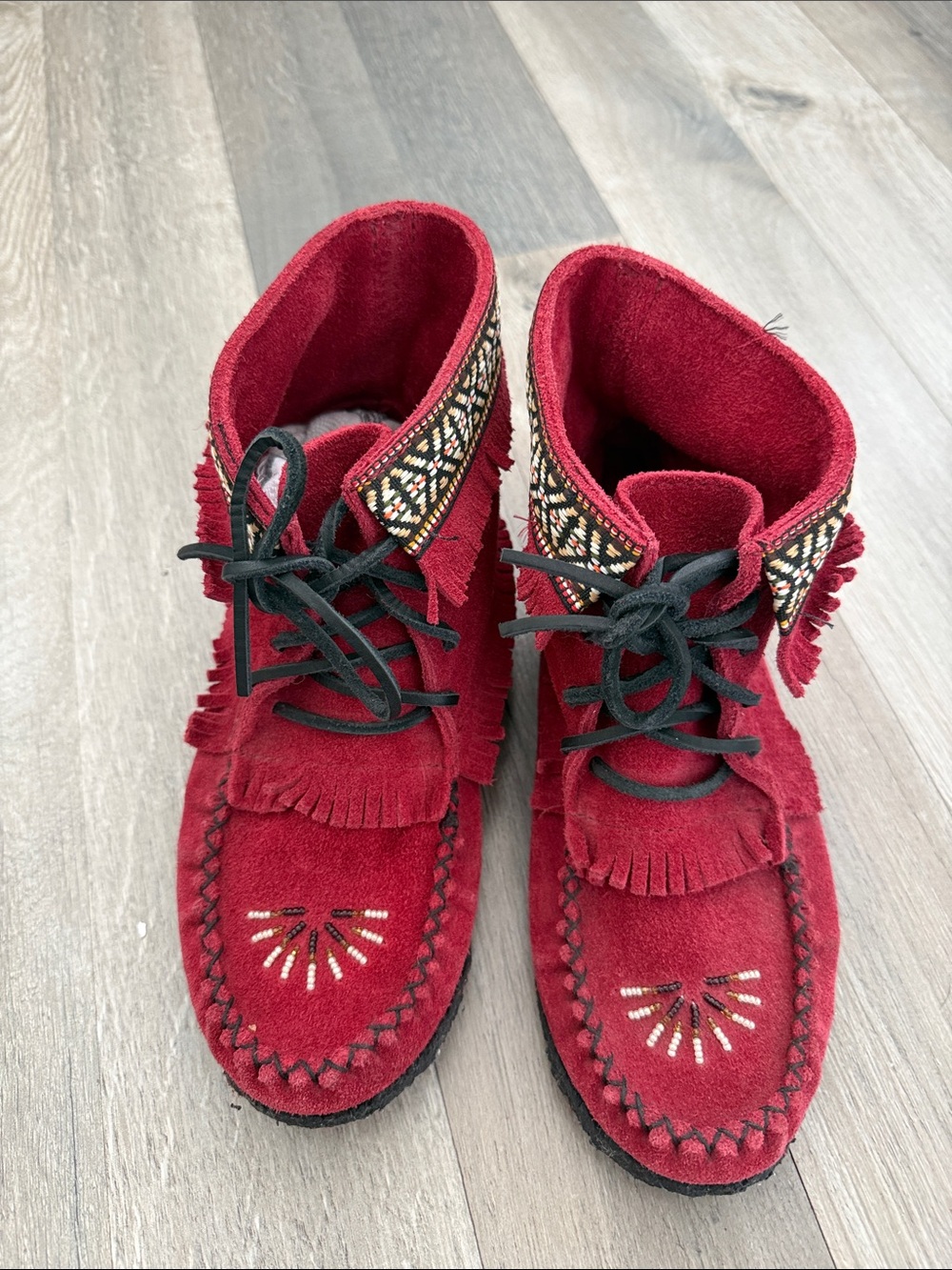 Laurentian Chief Suede Fringe Moccasin Boots - Women size 7